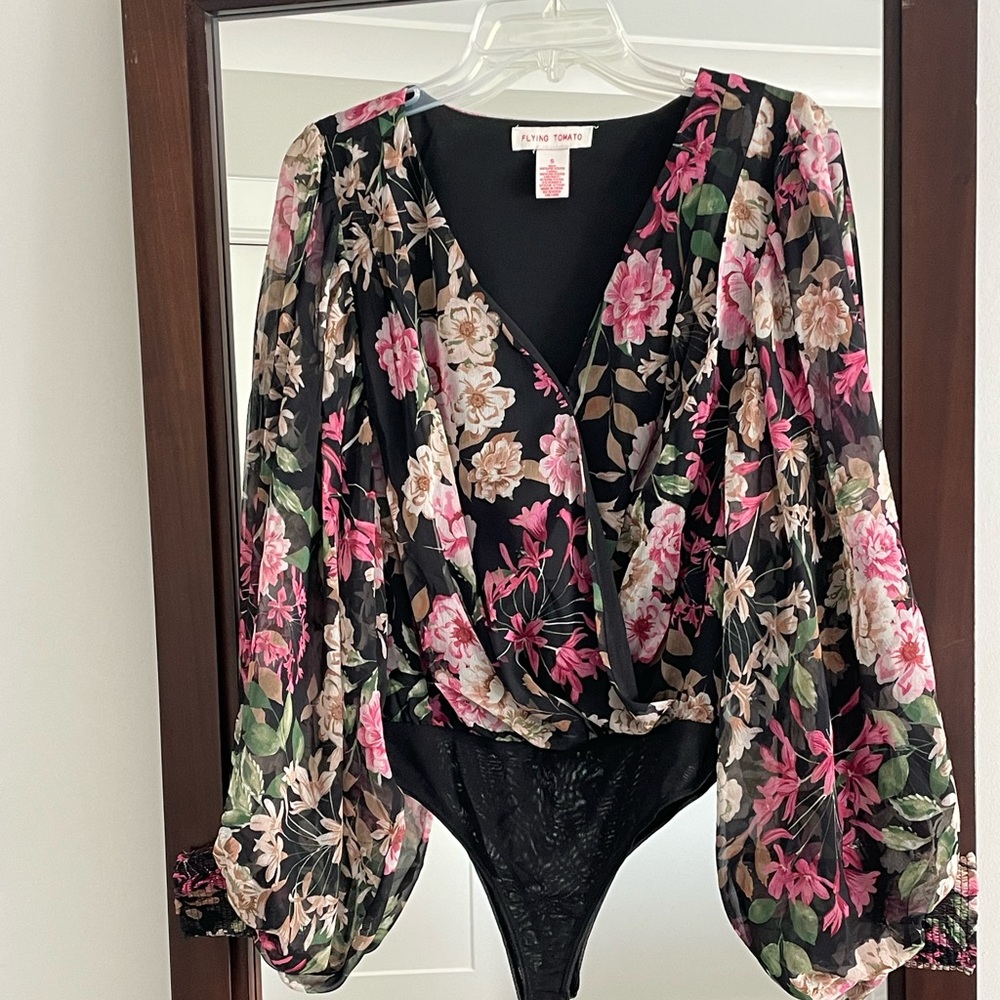 Flying Tomato Blouse